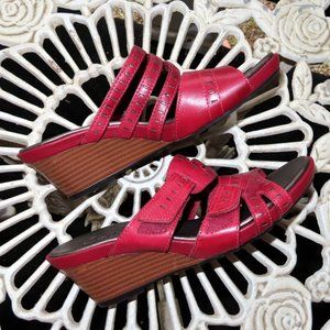 Clarks Bendables • Red Leather Sandals • Slide Ins • Adjustable Fit